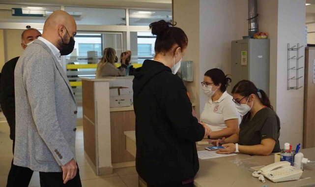 Hatırlatma dozunun süresi 3 aya düştü, vatandaşlar hastaneye koştu