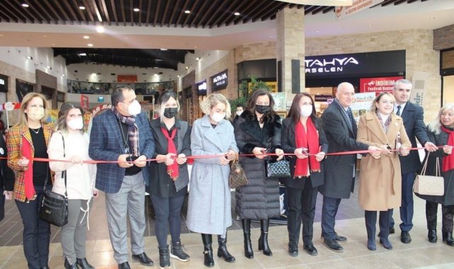 Highway AVM'de 'Kadın Emek Pazarı' törenle açıldı