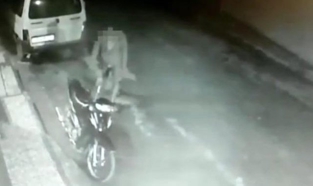 Hırsızın rahat tavrı şaşırttı