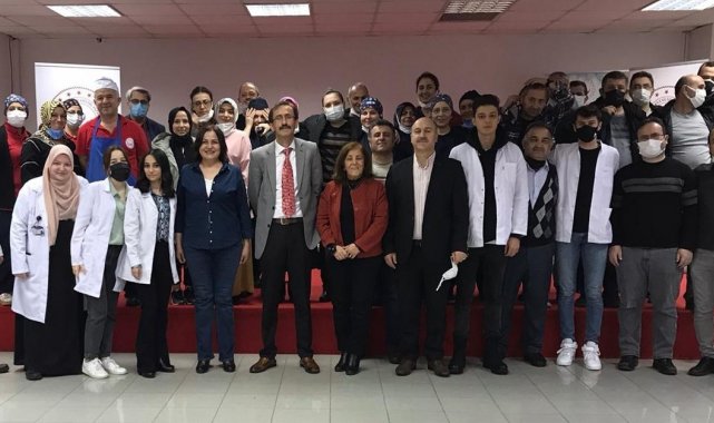 Huzurevi çalışanlarına hasta bakım eğitimi