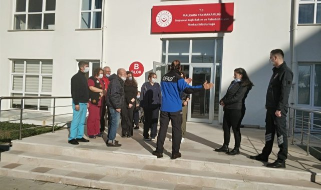 Huzurevi sakinlerine afet eğitimi