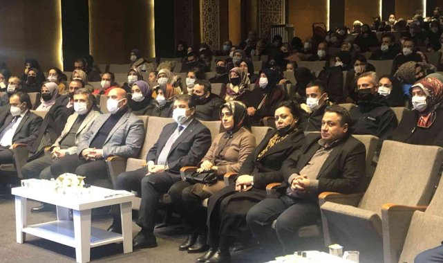 Hz. Mevlana vefatının 748. yıl dönümünde Esenler'de anıldı