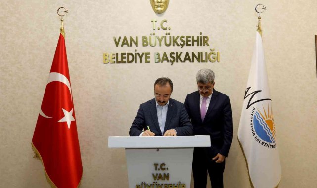 İçişleri Bakan Yardımcısı Çataklı'dan Van Büyükşehir Belediyesine ziyaret