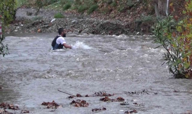 İda Ultra Maraton'da boğulma tehlikesi geçiren sporcunun zor anları kameralara yansıdı