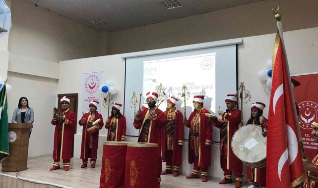 Iğdır'da engelli bireylerin düzenlediği gösteri renkli görüntülere sahne oldu