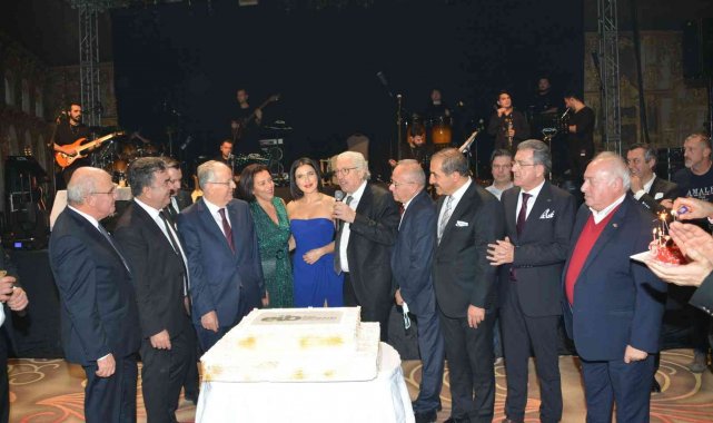 İhracatçılar 2022 yılının ihracat için &quot;altın yıl&quot; olmasını diledi