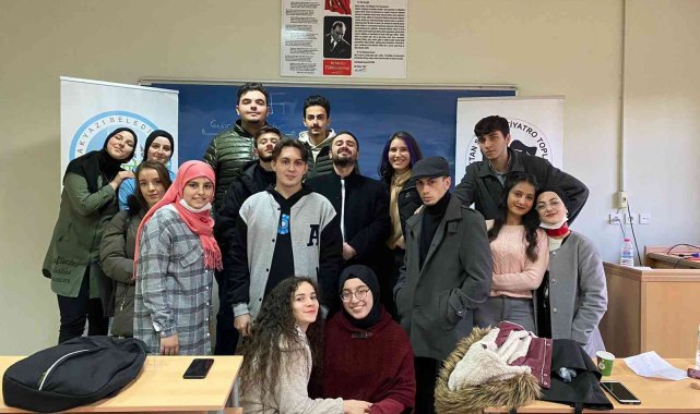 İki farklı tiyatro oyunu izleyici ile buluşacak