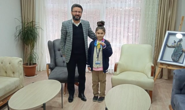 İkra Koleji öğrencisi birinci oldu