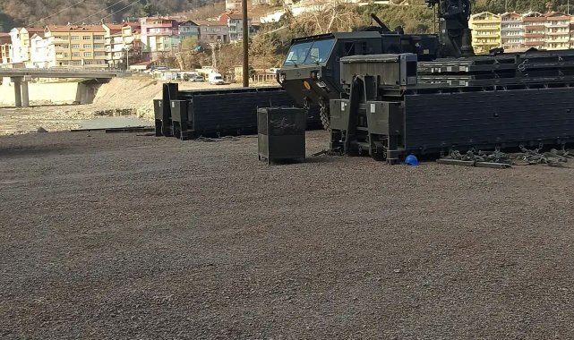 İlk kez Ayancık'ta kullanılan askeri köprü ilçeden ayrılıyor