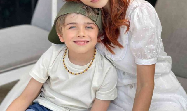 İnfluencer Gürsoy yaptığı çalışmaların yanı sıra anneliği ile de dikkat çekiyor