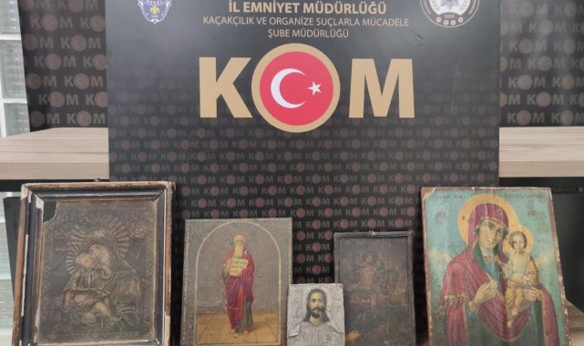 İnşaat malzemeleri içinde tarihi ikonalar bulundu