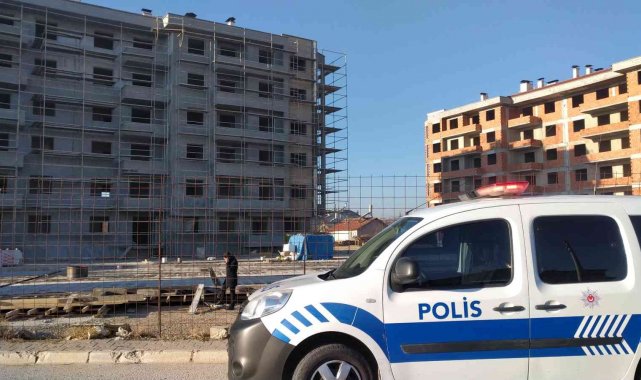 İnşaatta asansör boşluğuna düşen bekçi hayatını kaybetti