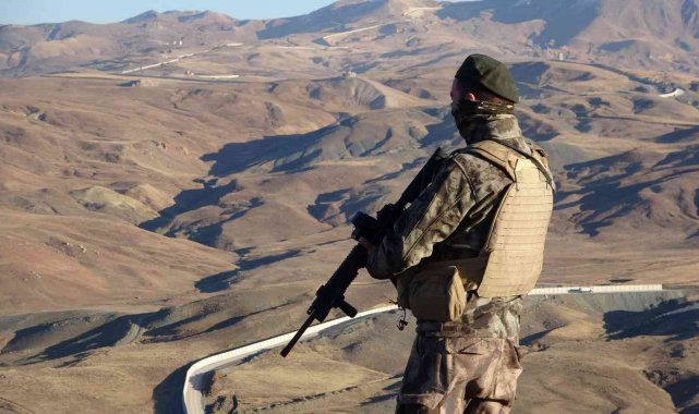 İran sınırındaki duvar çalışmalarına ara verildi