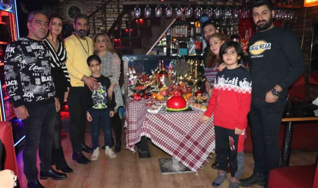 İranlılar 21 Aralık gecesini Van'da kutladı