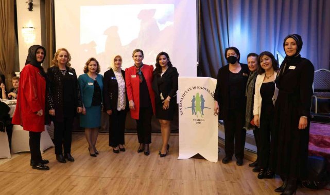 İş kadınlarından Van gecesi