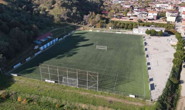 İsabeyli sentetik futbol sahası yenilendi