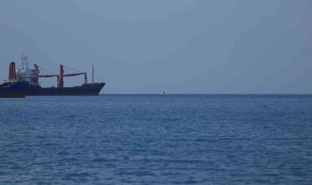 İskenderun Körfezi'nde dinamit yüklü konteyner denize düştü