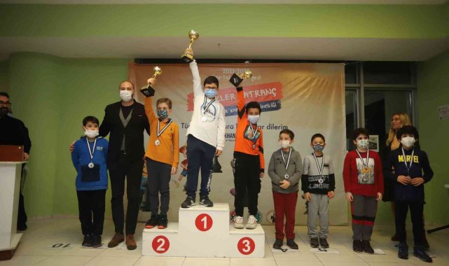 İstanbul İl Birinciliği Satranç Turnuvası Kartal'da yapıldı