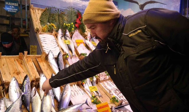 İstanbullu balıkçılar denize dönünce fiyatlar normale döndü