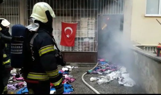 İşyerinde çıkan yangında papağan telef oldu