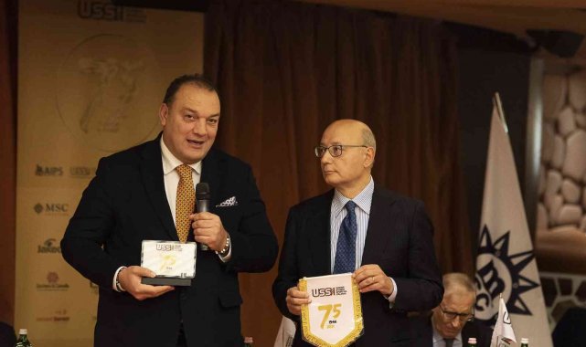 İtalya'da Keşaplı'ya spor dalında "En Başarılı Yabancı Muhabir" ödülü verildi