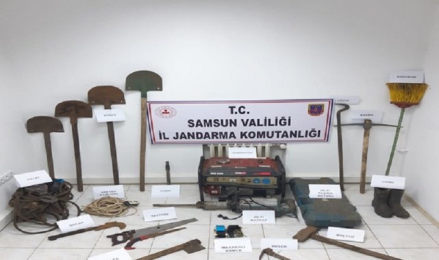 İzinsiz kazı yapan 9 kişi gözaltına alındı