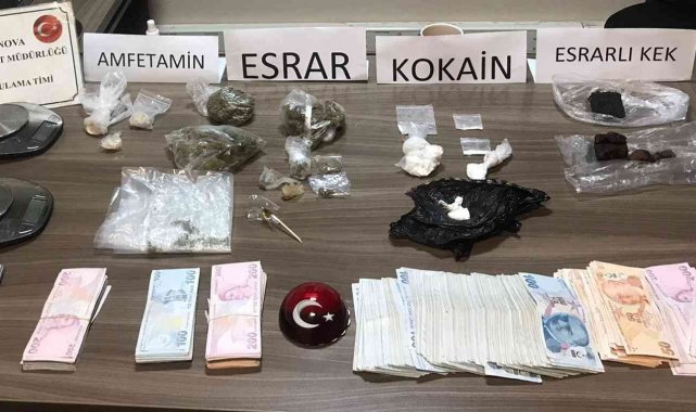 İzmir'de avukatın kullandığı araçtan çıkanlar pes dedirtti