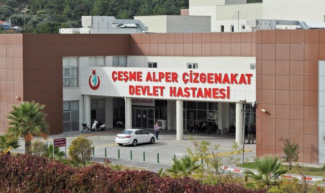 İzmir&#039;de aynı okulda öğrenim gören 38 öğrenci mide bulantısı şikayetiyle hastaneye başvurdu