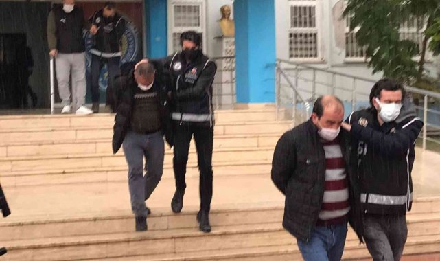 İzmir'de silah kaçakçılığı ve uyuşturucu operasyonu: 3 tutuklama