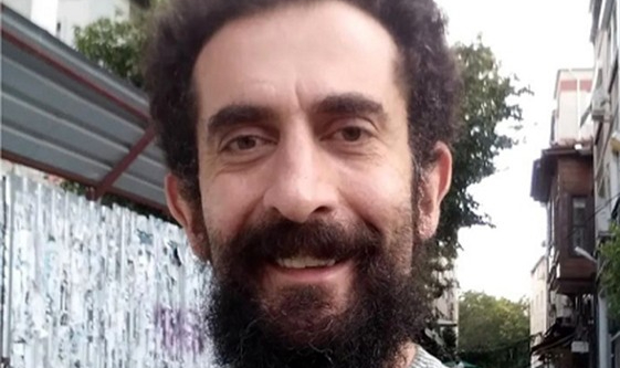 İZZET ALTUNMEŞE EVLAT ACISIYLA YIKILDI.