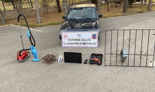 Jandarma devriye yaparken bağ evinden hırsızlık yapan 3 kişiyi yakaladı