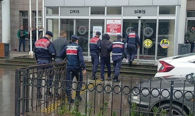 Jandarma hırsızları suçüstü yakaladı