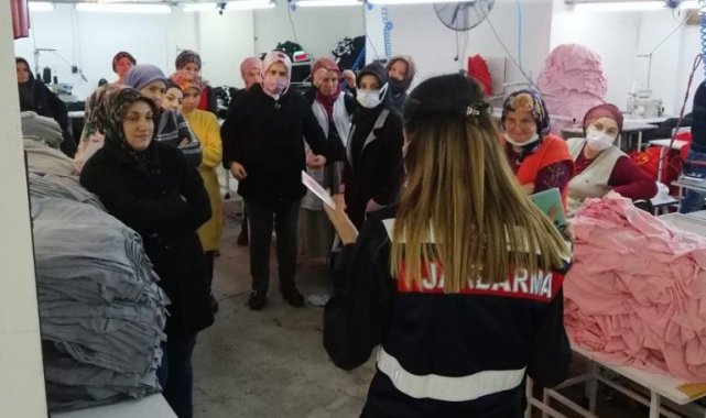 Jandarma işçi kadınlara KADES'i anlattı