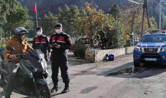 Jandarmadan kask denetimi