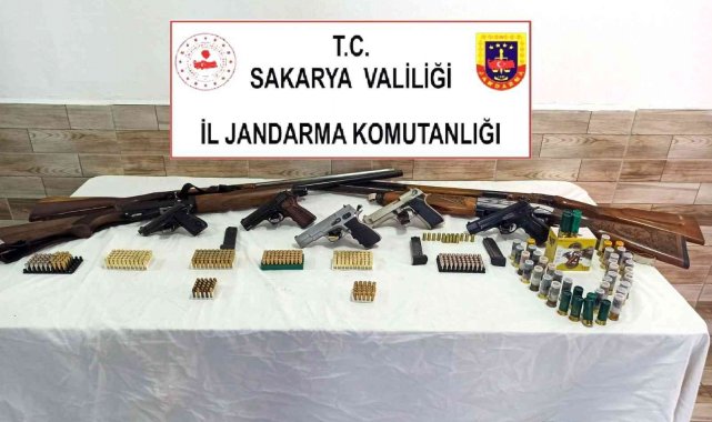 Jandarmadan şafak operasyonu: 3 gözaltı