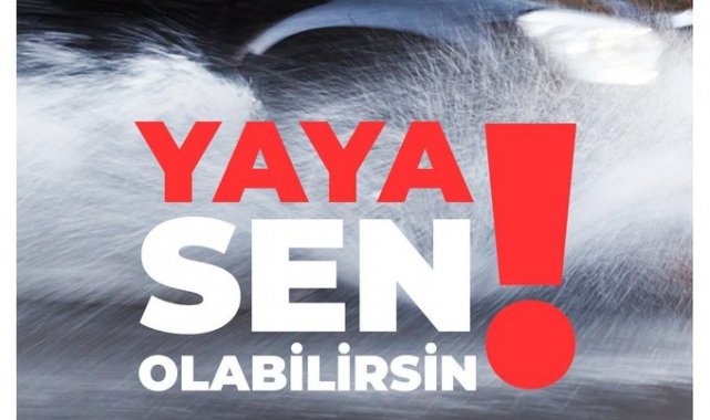 Jandarmadan sürücülere "yağışlı günlerde yayaları ıslatmayın" uyarısı