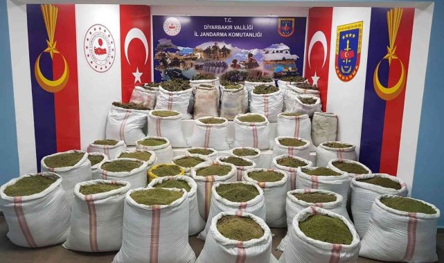 Jandarmadan terörün finans kaynağına darbe