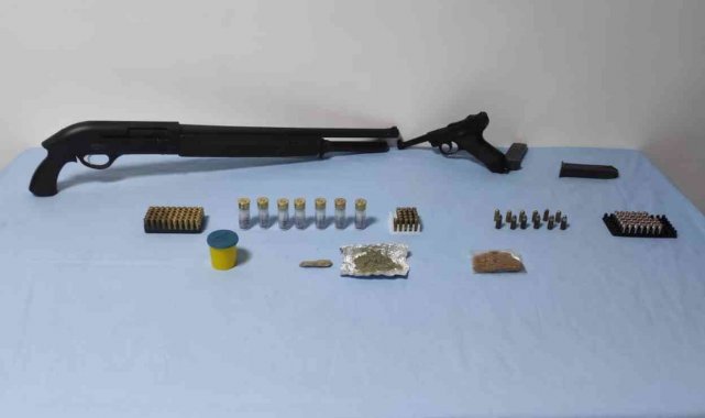 Jandarmadan uyuşturucu ve silah operasyonu