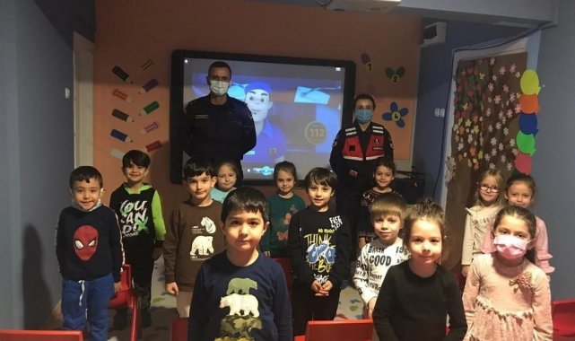 Jandarmandan miniklere çizgi film