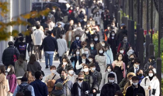 Japon uzmanlardan "Omicron, Delta'dan yaklaşık 4 kat daha bulaşıcı" uyarısı