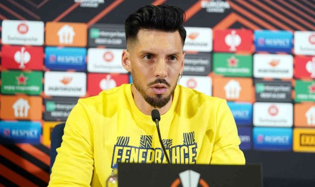 Jose Sosa: "Bu turnuvaya saygı duyduğumuzu gösteren bir performans sergilemek istiyoruz"