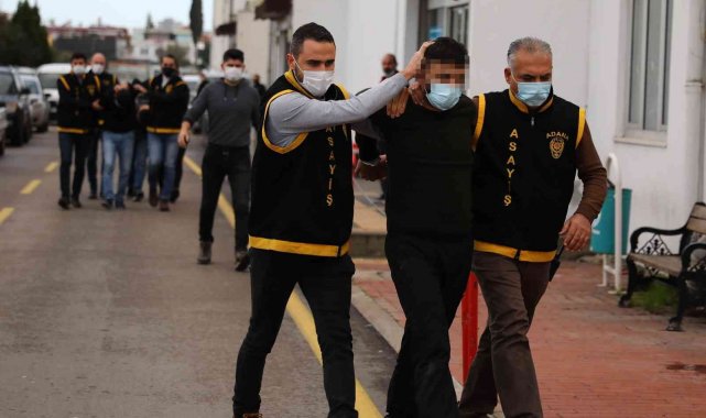 Kaçırdıkları genci darp edip elektro şok verdiler