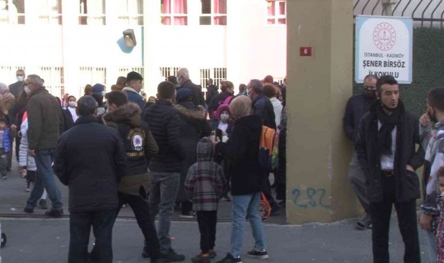 Kadıköy&#039;de şiddet uygulanan okuldaki öğrencilerin velileri konuştu
