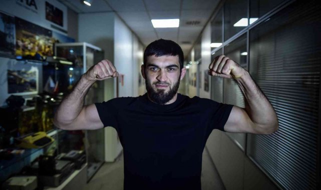 Kafes dövüşçüsü Saygid Guseyn Arslanaliev her gün kemer hayaliyle uyuyor!