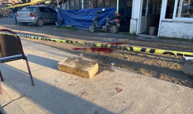 Kahvehane önünde silahlı saldırıya uğradı