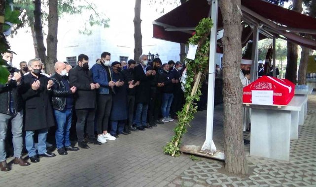 Kalp krizi sonucu hayatını kaybeden emekli polis son yolculuğuna uğurlandı