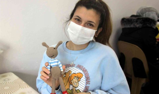 Kanser ve işitme engelli kadınlar bu kurslarda şifa buluyor