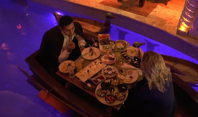 Kapadokya'da kayıkta kahvaltıya ilgi artıyor