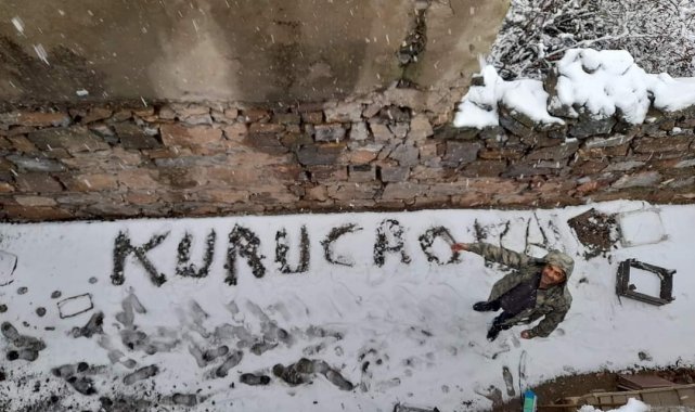 Kar, çiftçi ve çocukları sevindirdi