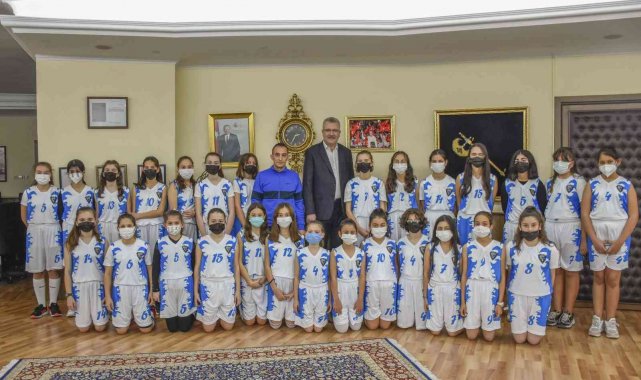 Karacabey'de her yaşta spora ilgi büyük